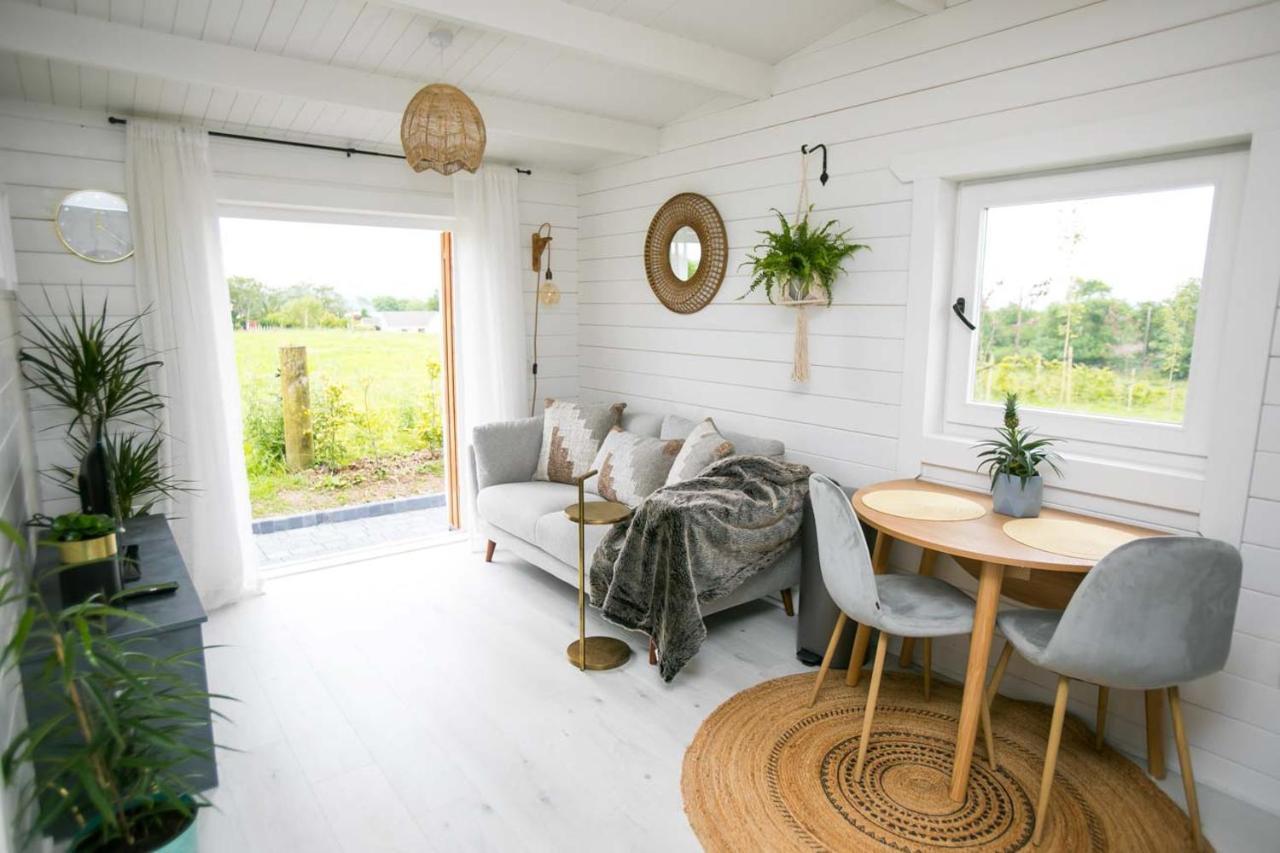 The Paddocks Cabin - Stylish, Cozy & Private Killarney Exterior photo